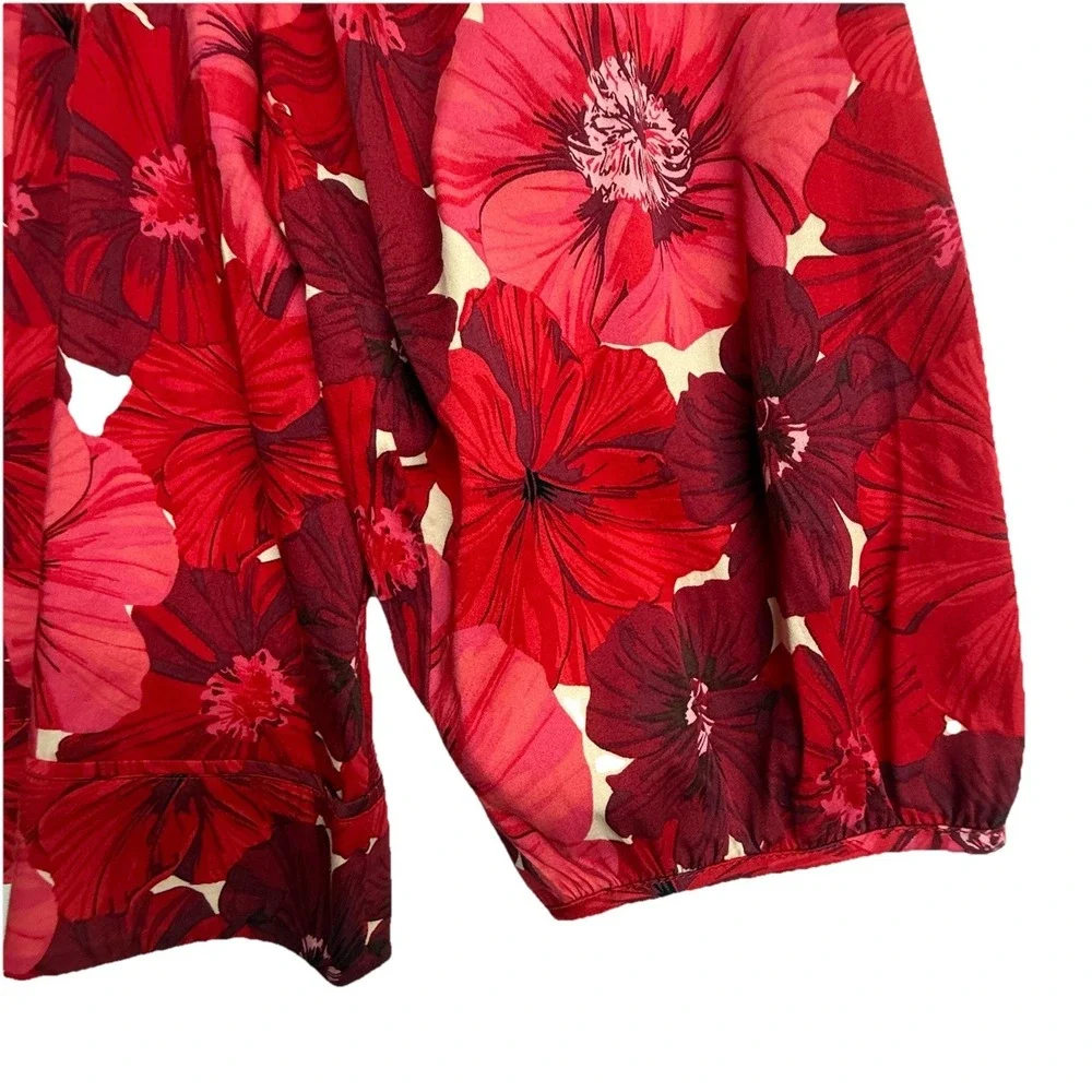 Crown & Ivy Floral Blouse Womens L Red Ruffle Neck Boho Peasant Top - Picture 6 of 13